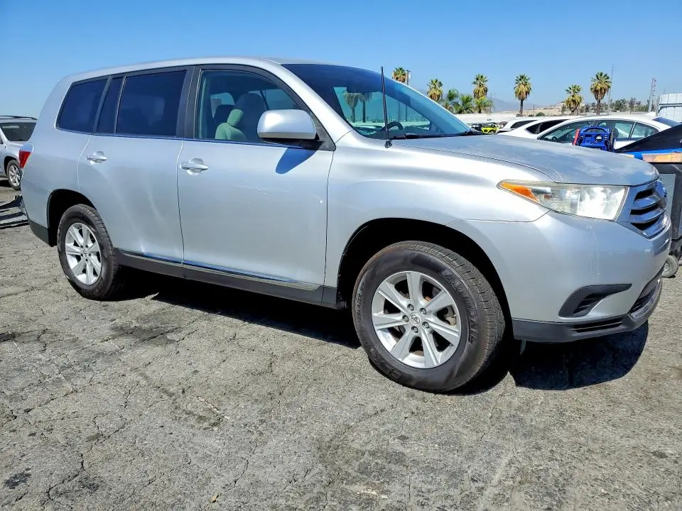 2012 TOYOTA HIGHLANDER BASE  