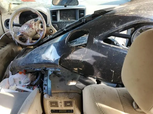 2013 NISSAN PATHFINDER S  