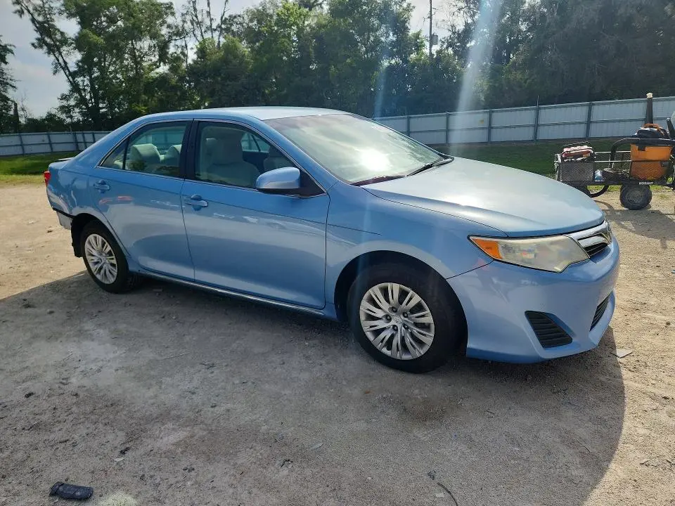 2012 TOYOTA CAMRY LE  