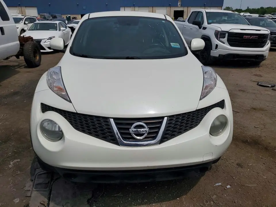 2013 NISSAN JUKE S  