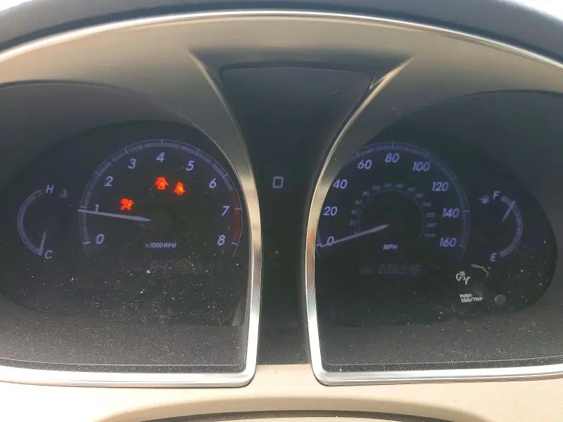 2011 TOYOTA AVALON LIMITED  