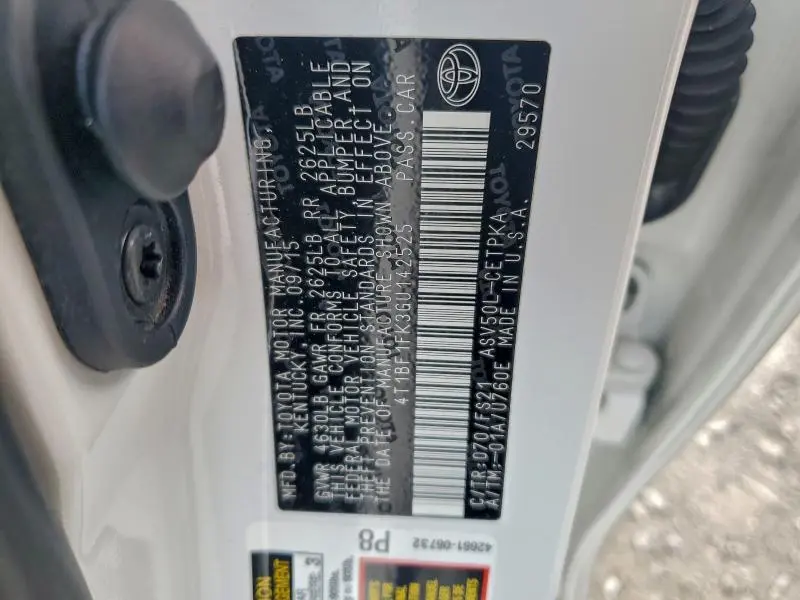 2016 TOYOTA CAMRY LE  