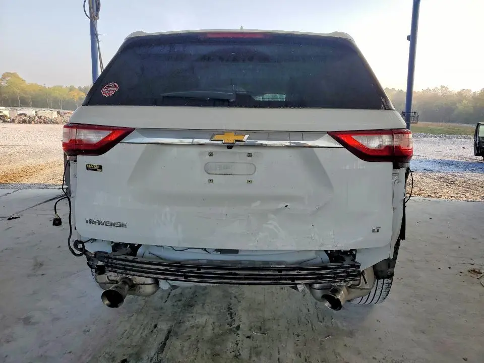 2019 CHEVROLET TRAVERSE LT  