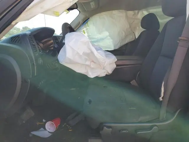 2011 CHEVROLET SILVERADO C1500 LT  