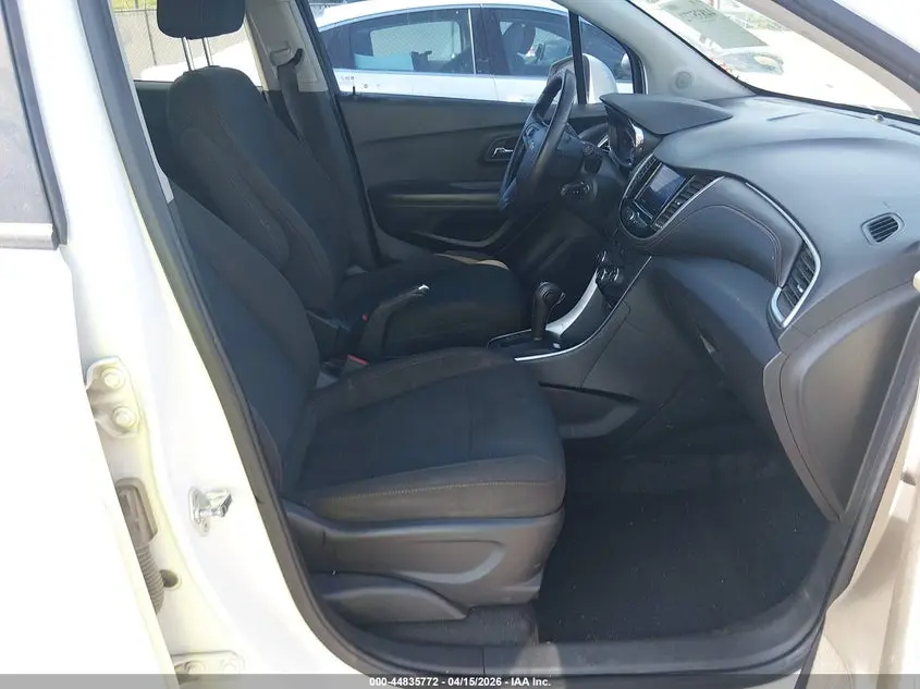 2020 CHEVROLET TRAX FWD LS