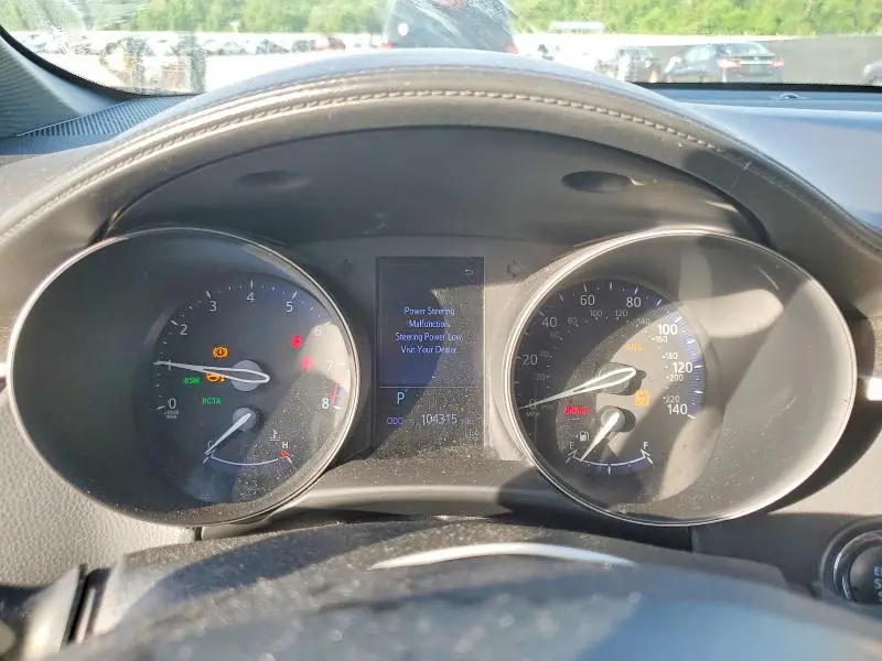 2019 TOYOTA C-HR XLE  