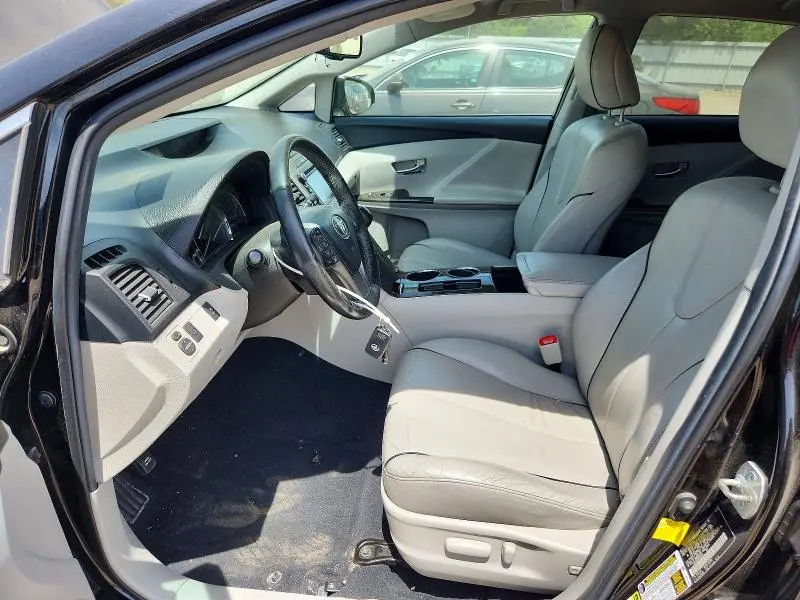 2013 TOYOTA VENZA XLE  