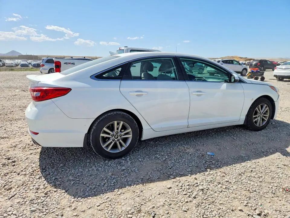 2016 HYUNDAI SONATA SE  