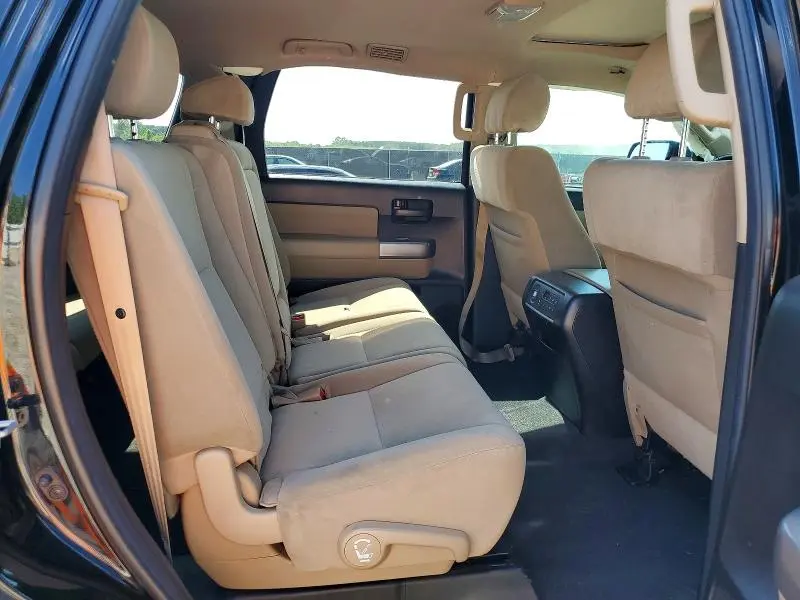 2022 TOYOTA SEQUOIA SR5  