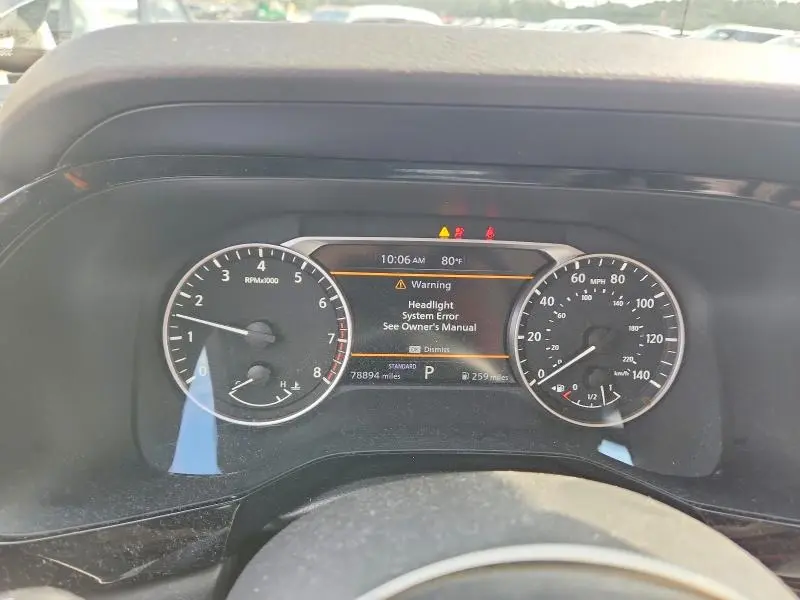 2023 NISSAN PATHFINDER SV  
