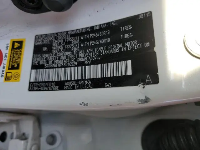 2015 TOYOTA HIGHLANDER LE  