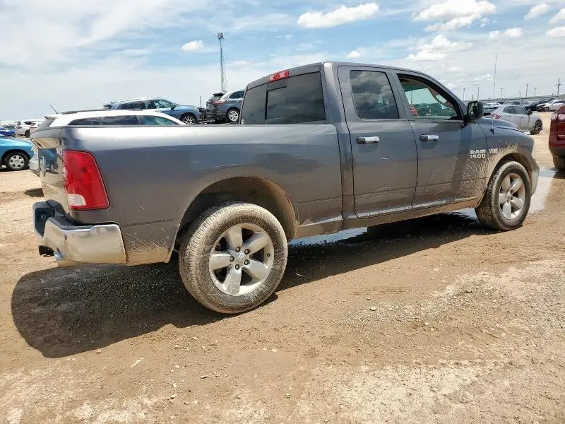 2016 RAM 1500 SLT  
