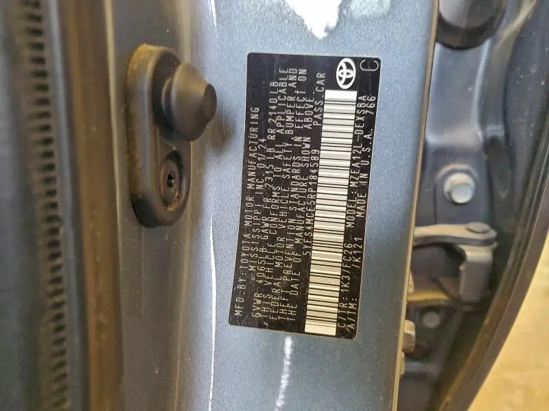 2024 TOYOTA COROLLA SE  