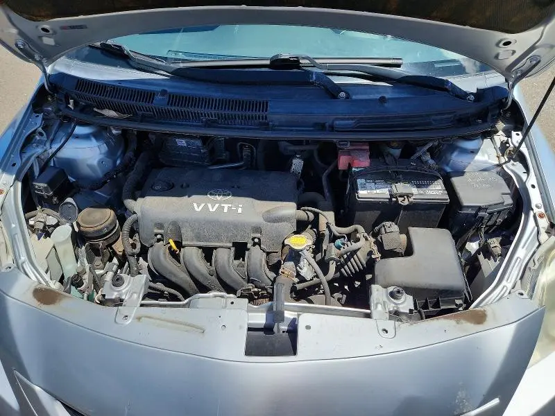 2010 TOYOTA YARIS BASE  