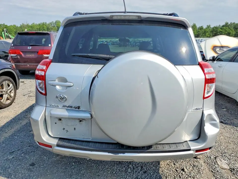 2010 TOYOTA RAV4 BASE  