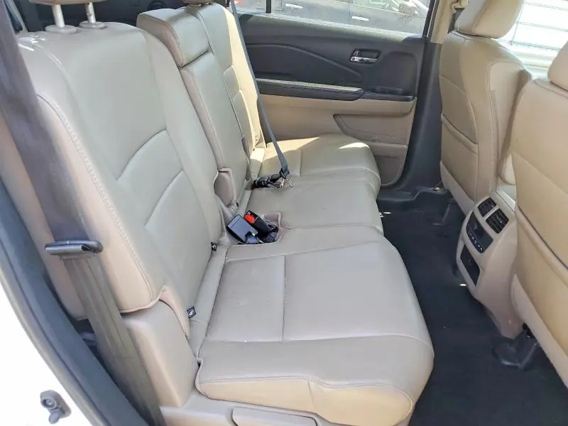 2016 HONDA PILOT EXL  
