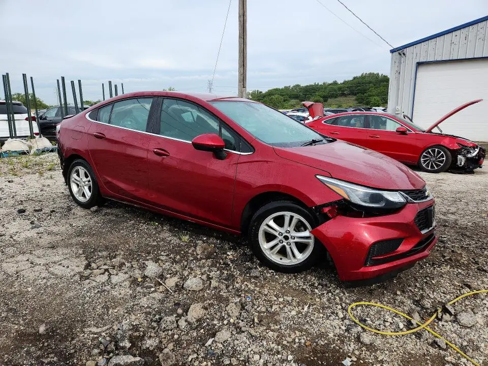 2018 CHEVROLET CRUZE LT  
