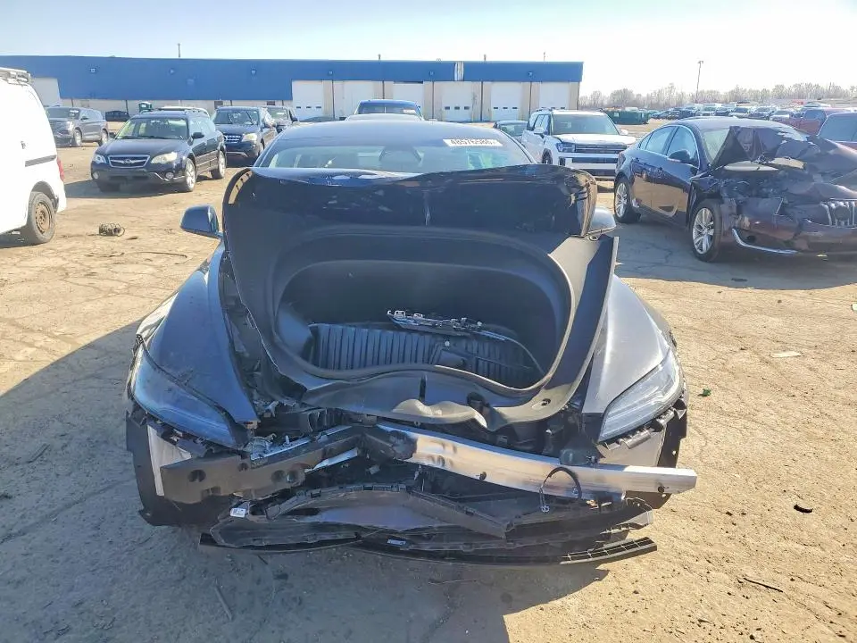 2025 TESLA MODEL 3   