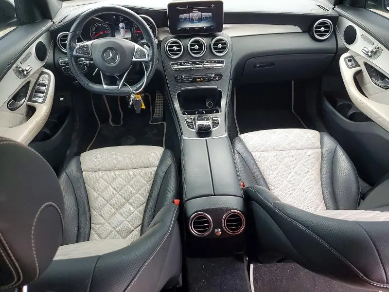 2019 MERCEDES-BENZ GLC 300  