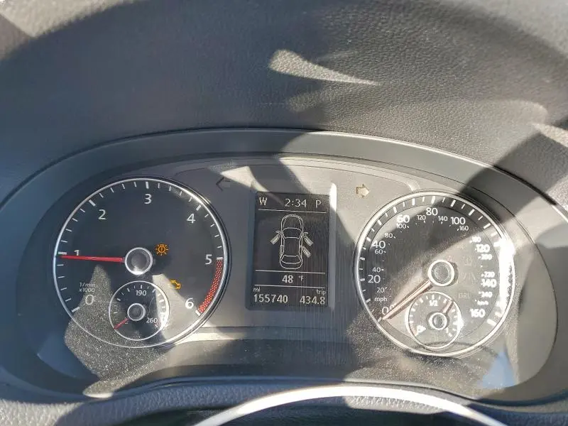 2013 VOLKSWAGEN PASSAT SE  