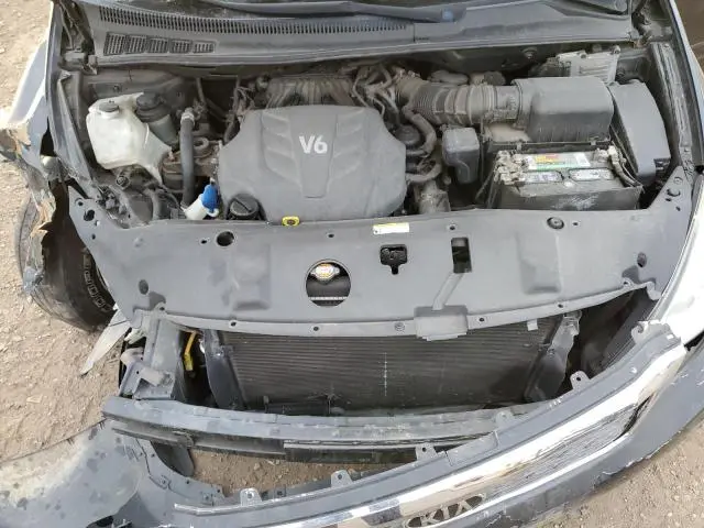 2012 KIA SEDONA LX  