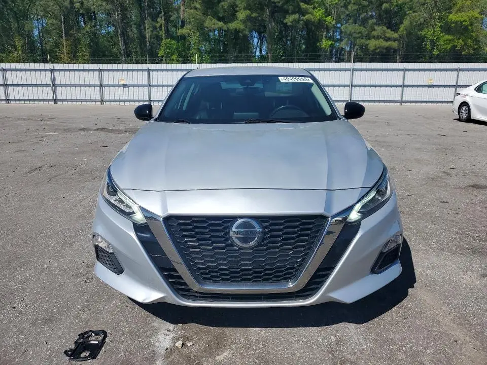 2020 NISSAN ALTIMA SR  