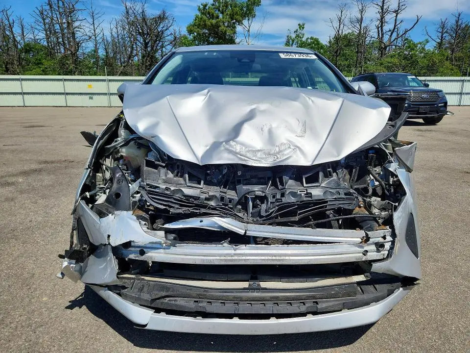 2017 TOYOTA PRIUS TWO ECO  