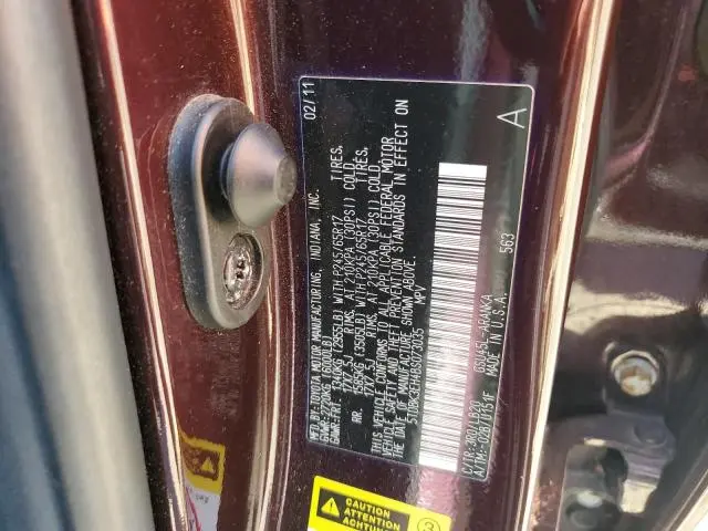 2011 TOYOTA HIGHLANDER BASE  