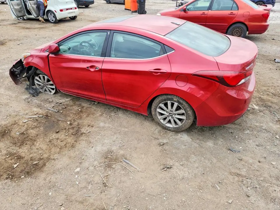 2015 HYUNDAI ELANTRA SE  