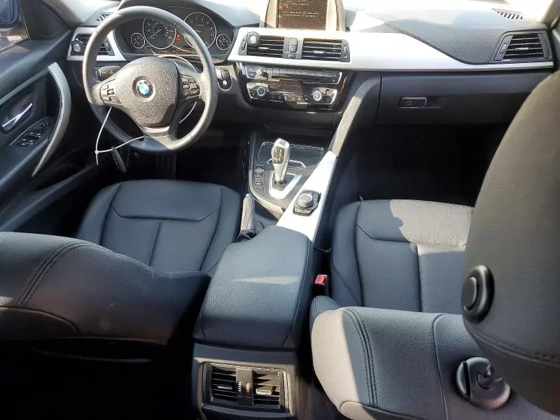 2017 BMW 320 I  