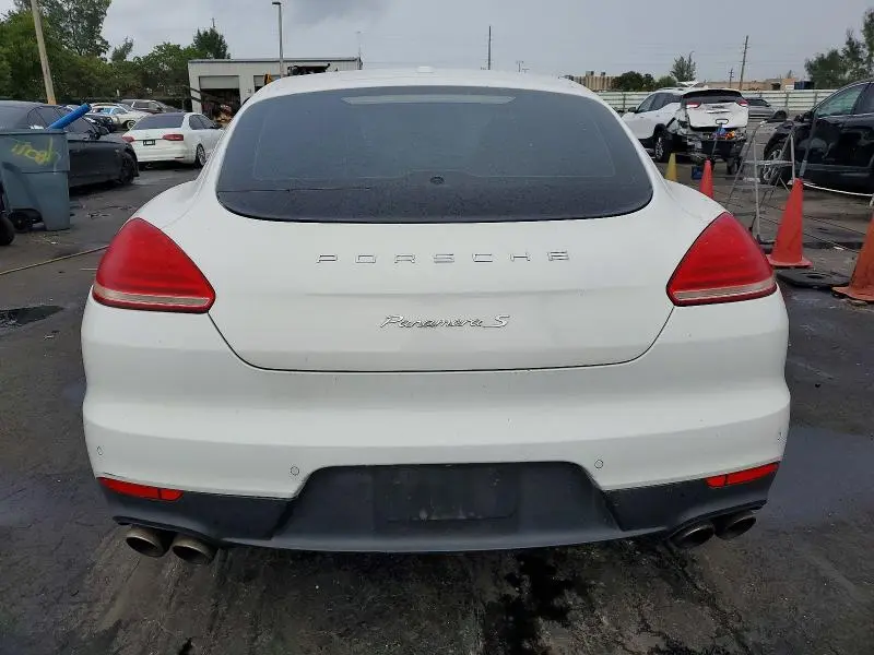 2014 PORSCHE PANAMERA S  