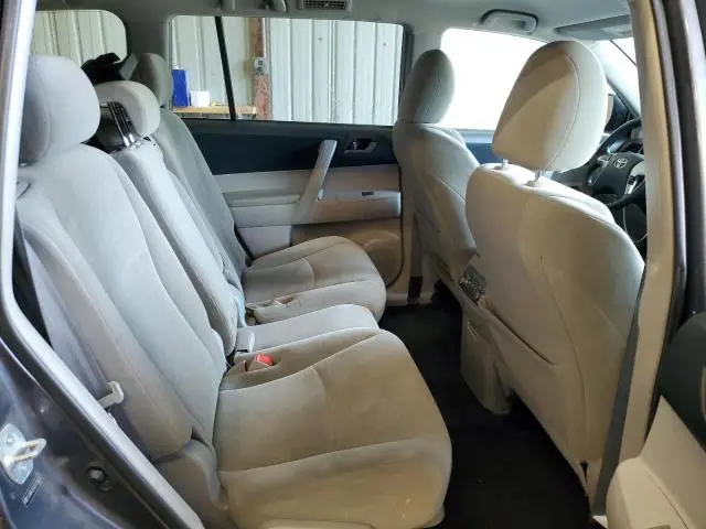 2013 TOYOTA HIGHLANDER BASE  