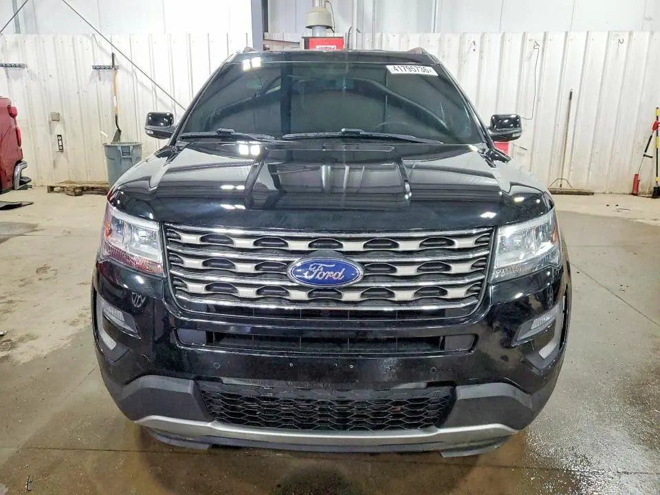 2017 FORD EXPLORER XLT  
