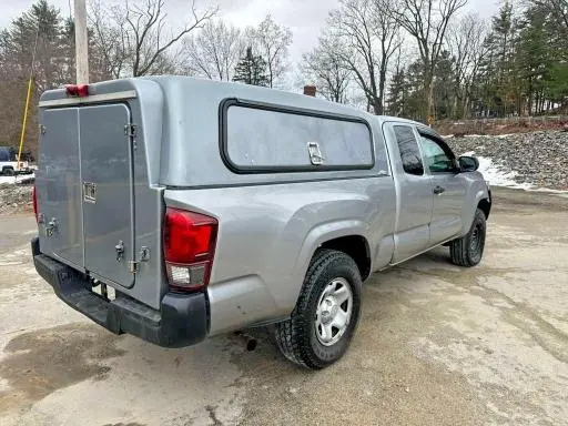 2019 TOYOTA TACOMA SR  