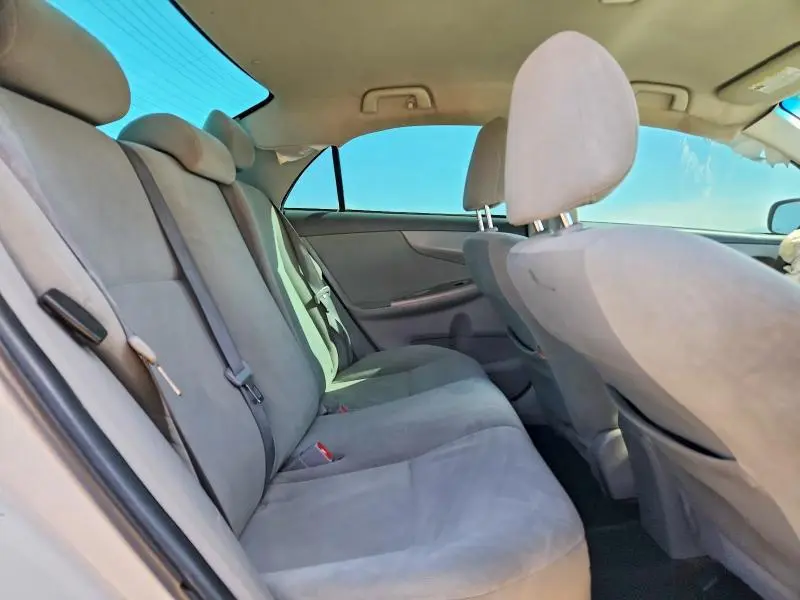 2010 TOYOTA COROLLA LE  