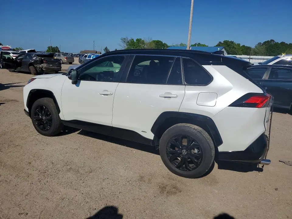 2024 TOYOTA RAV4 XSE  