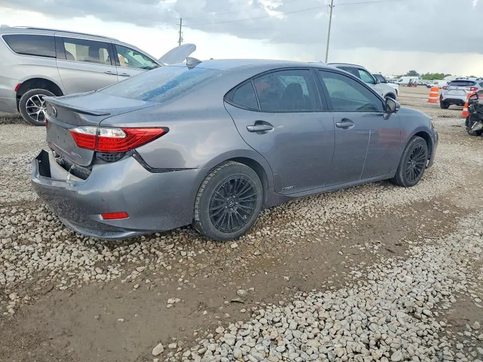 2015 LEXUS ES 300H  