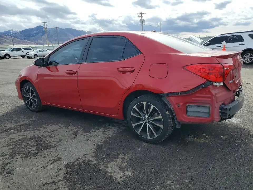 2017 TOYOTA COROLLA SE  