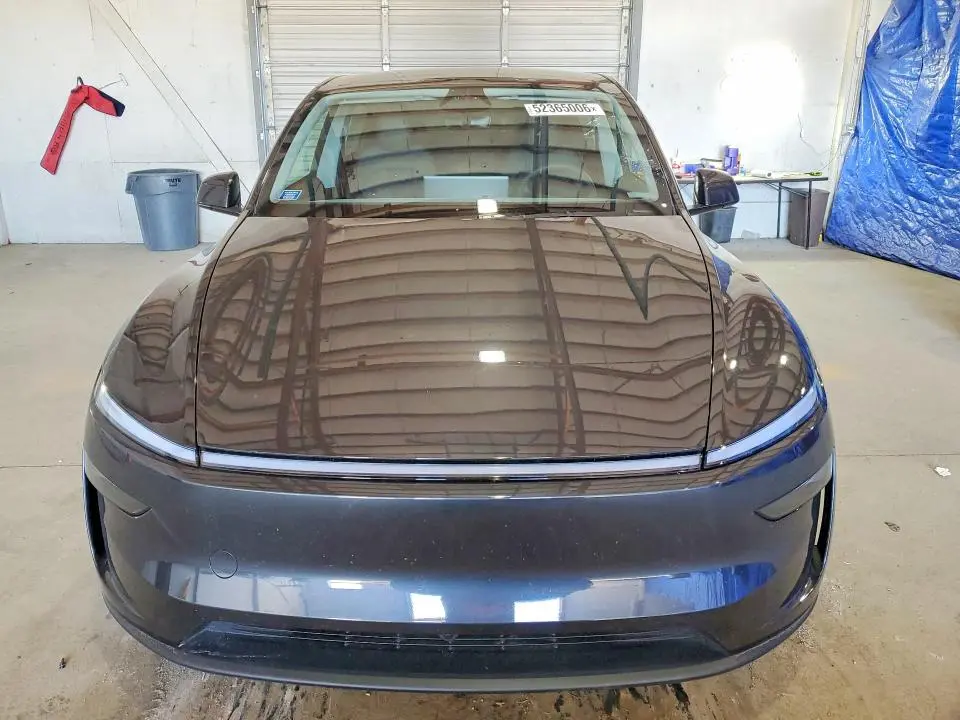 2026 TESLA MODEL Y   