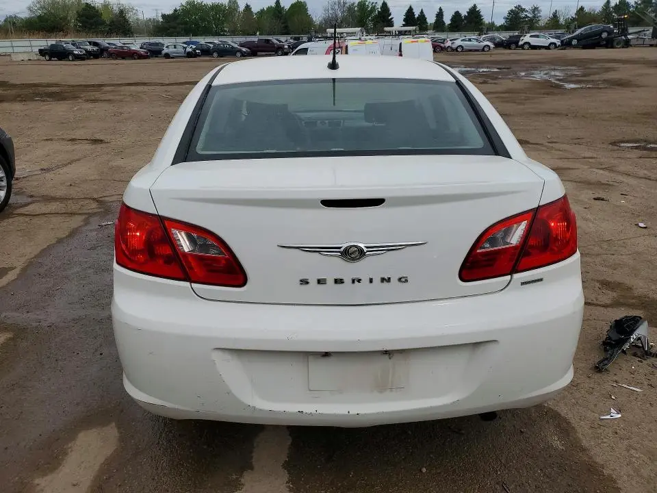 2010 CHRYSLER SEBRING TOURING  
