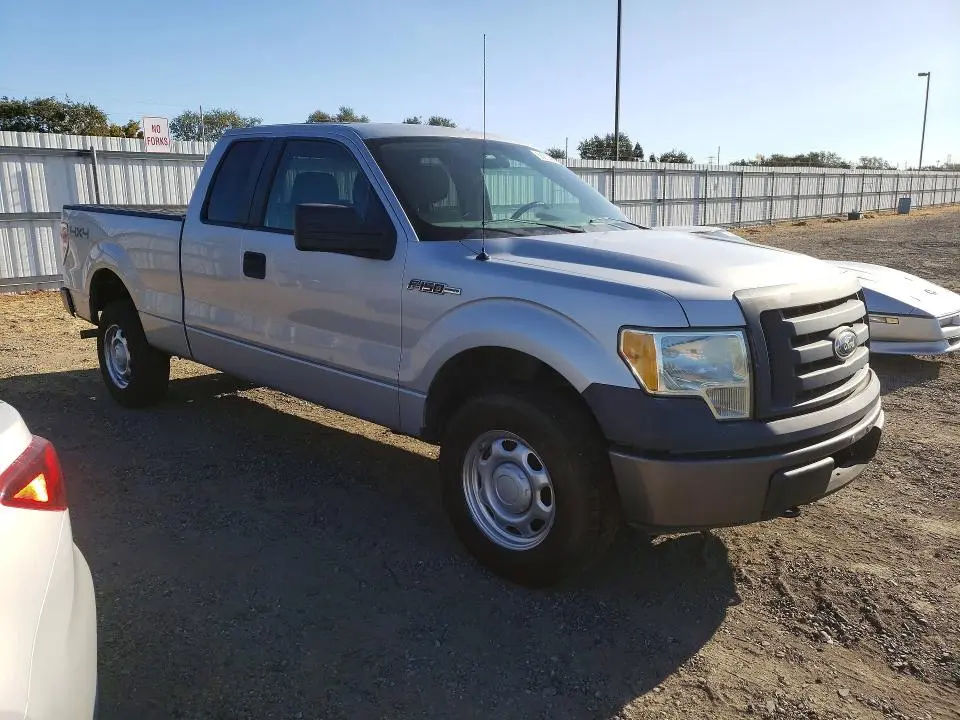 2010 FORD F150 SUPER CAB  