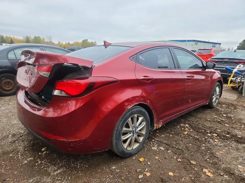 2014 HYUNDAI ELANTRA SE  