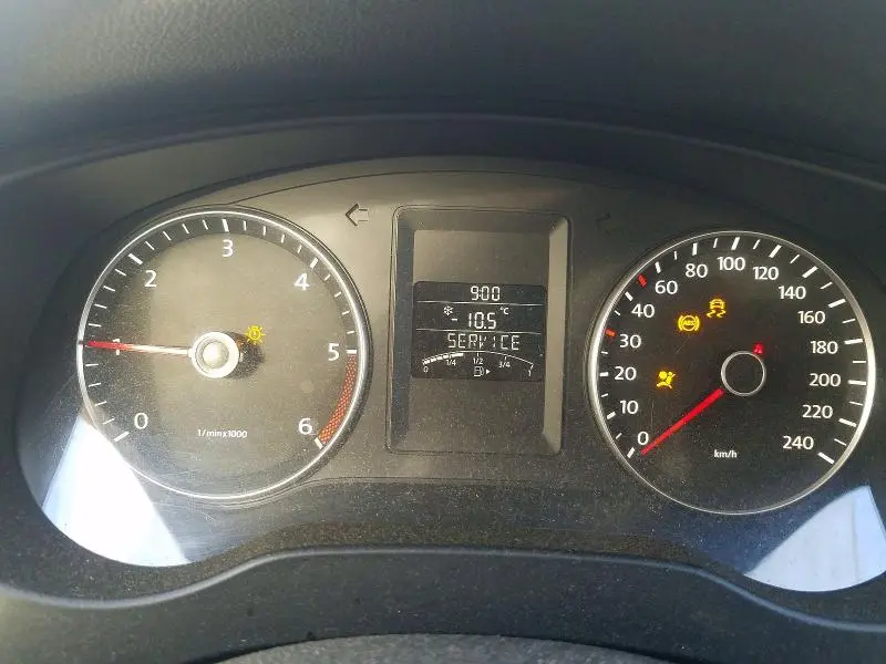 2012 VOLKSWAGEN JETTA TDI  