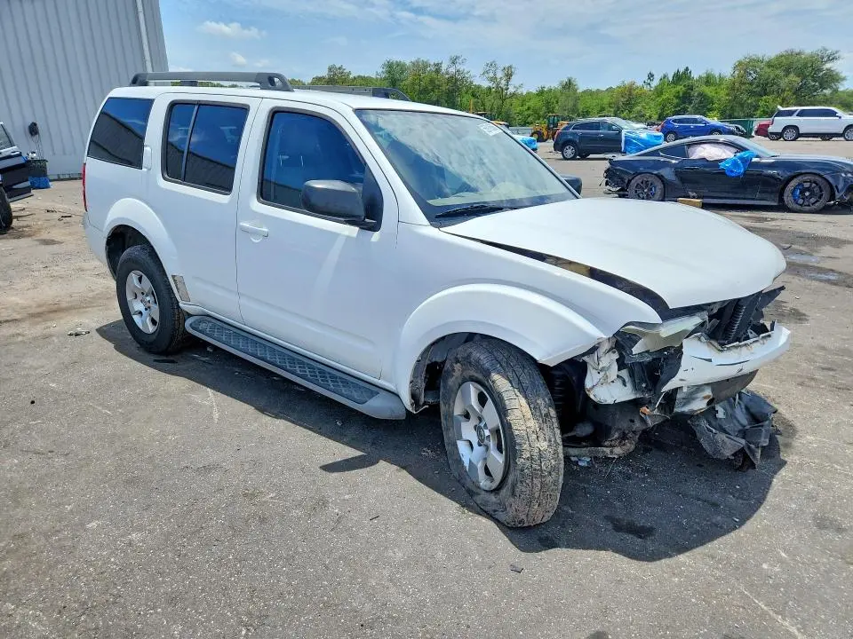 2012 NISSAN PATHFINDER S  