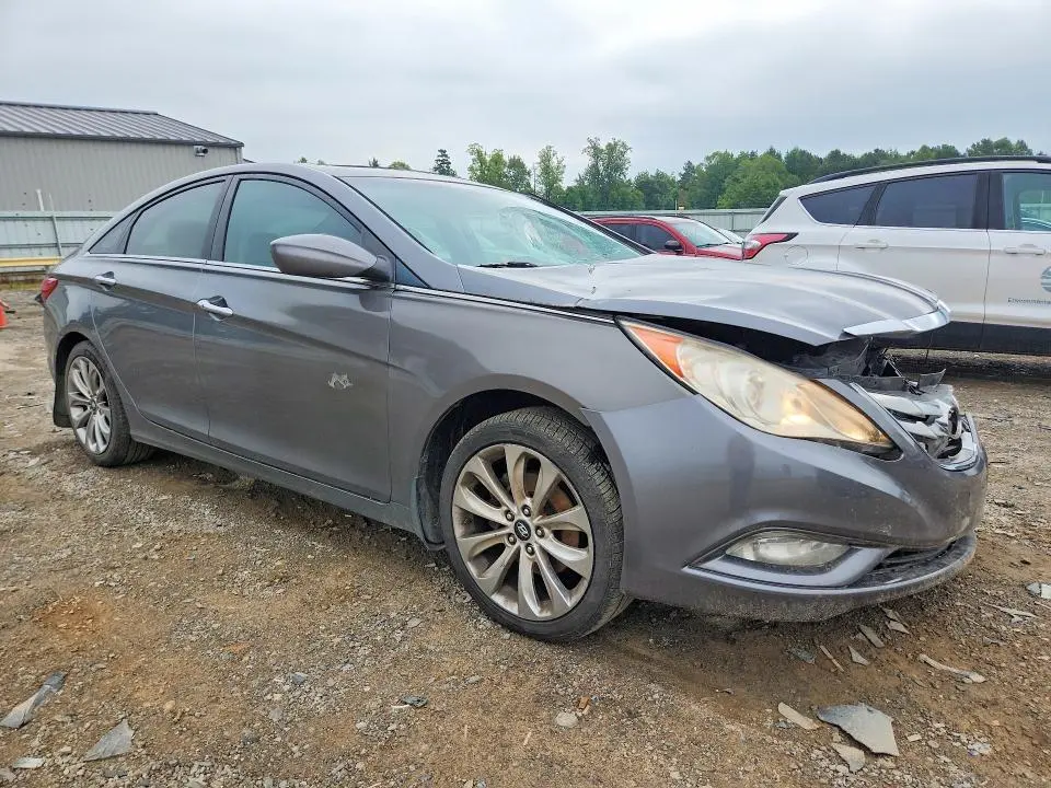 2011 HYUNDAI SONATA SE  