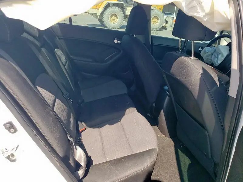 2014 KIA FORTE LX  