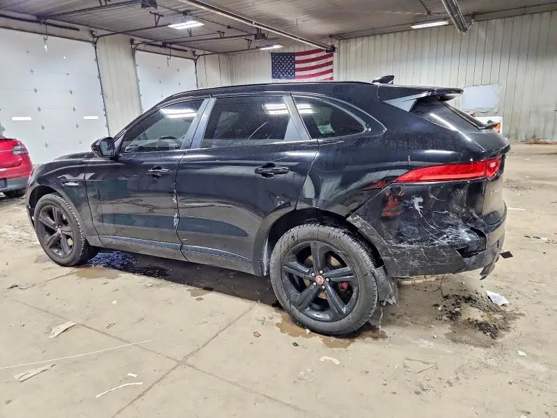 2017 JAGUAR F-PACE R - SPORT  