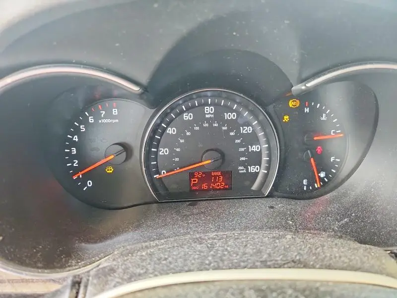 2014 KIA SORENTO LX  