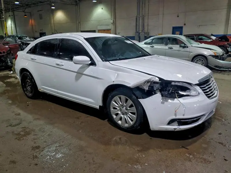 2014 CHRYSLER 200 LX  