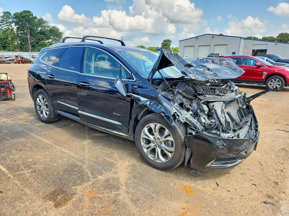 2018 BUICK ENCLAVE AVENIR  